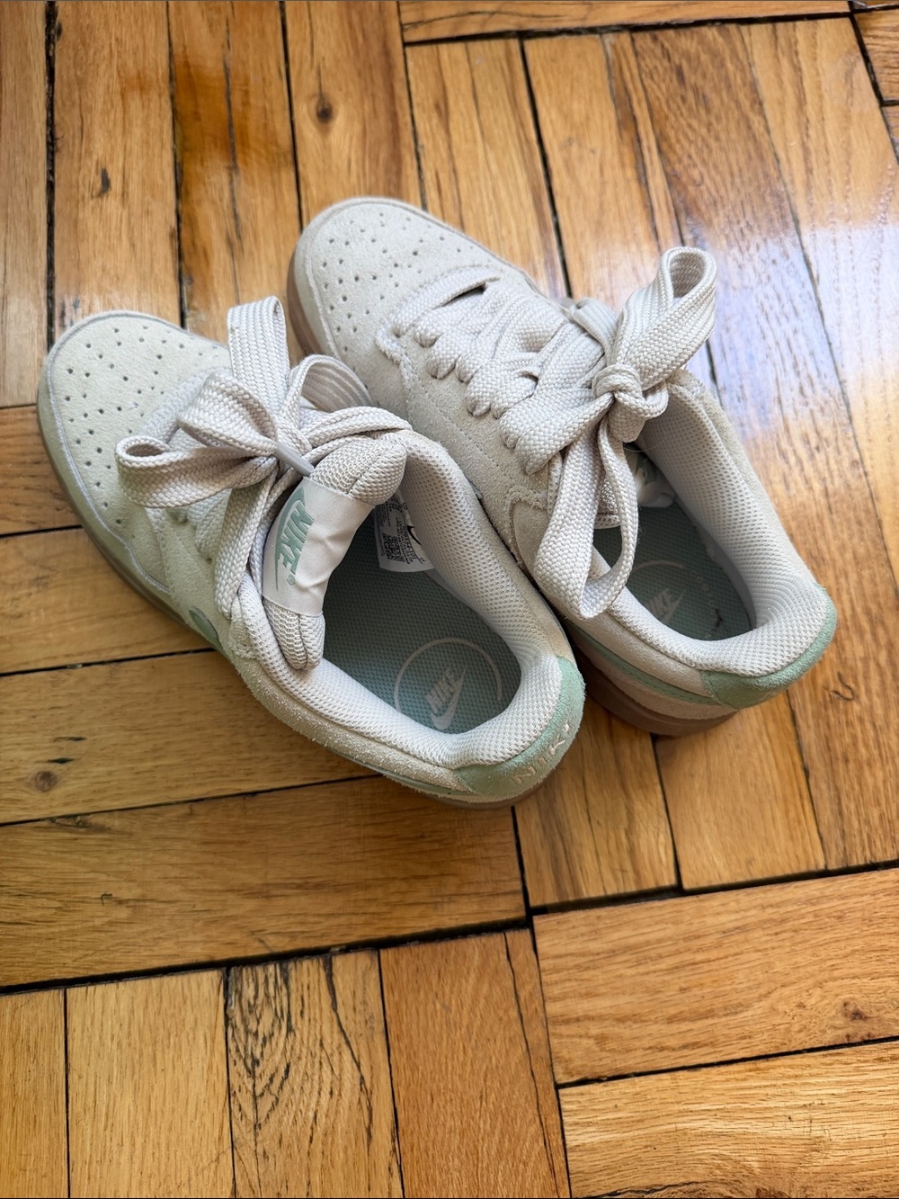 Nike women Cream Sneakers with Mint Accents
